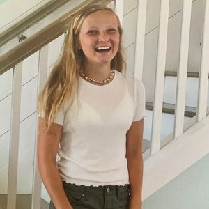 Meet your Posher, Madeline